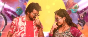 Vijay, Rashmika Mandanna in Varasudu Movie HD Stills