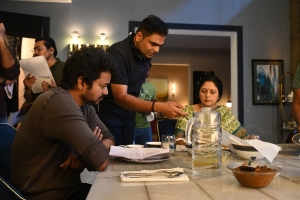 Vijay, Vamshi Paidipally, Jayasudha in Varisu Movie HD Photos