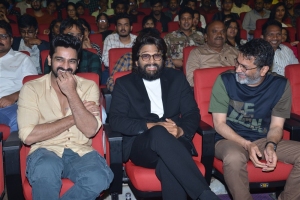 Naga Shaurya, Allu Arjun, Trivikram Srinivas @ Varudu Kavalenu Pre Release Event Stills