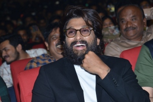 Allu Arjun @ Varudu Kavalenu Pre Release Event Stills