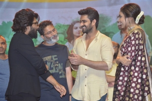 Allu Arjun, Naga Shaurya @ Varudu Kavalenu Pre Release Event Stills