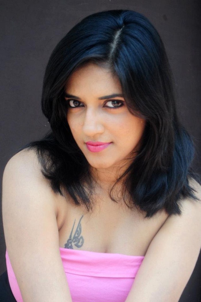 Actress kashyap tamil hot vasundhara Tamil Actress