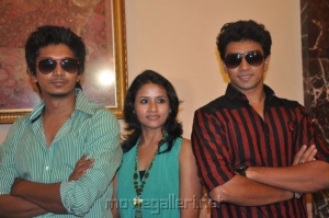 Sri, Mithun Murali, Urmila Mahanta at Vazhakku Enn 18/9 Movie Success Meet