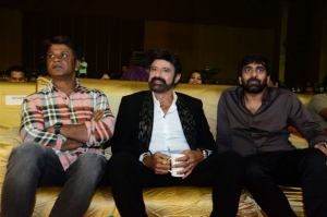 Duniya Vijay, Balakrishna, Gopichand Malineni @ Veera Simha Reddy Movie Vijayotsavam Event Stills