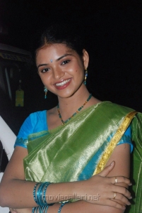 Tamil Actress Supraja at Vellai Movie Shooting Spot Stills
