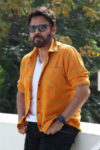 Actor Venkatesh Photos @ Saindhav Movie Interview