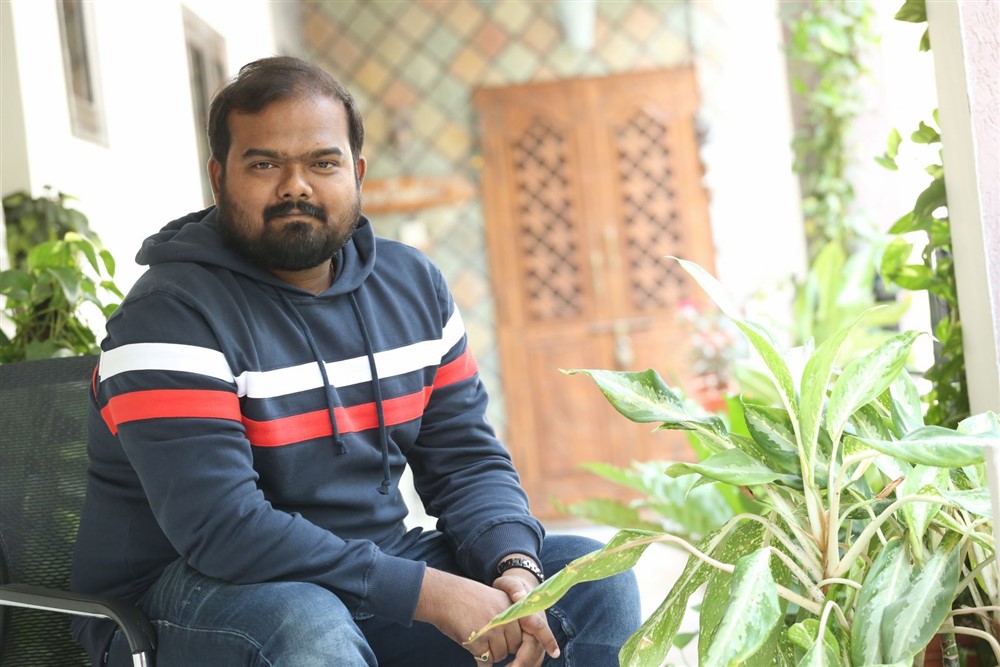 Chalo Movie Director Venky Kudumula Interview Photos | New Movie Posters