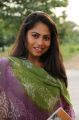 Tamil Actress Henna in Vidiyum Varai Vinmeengalavom Movie Stills