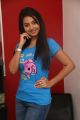 Tamil Actress Vidya Pradeep Images in Blue T-Shirt