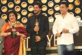 Latha Rajinikanth, Shahrukh Khan, Kamal Hassan @ Vijay Awards 2014 Photos