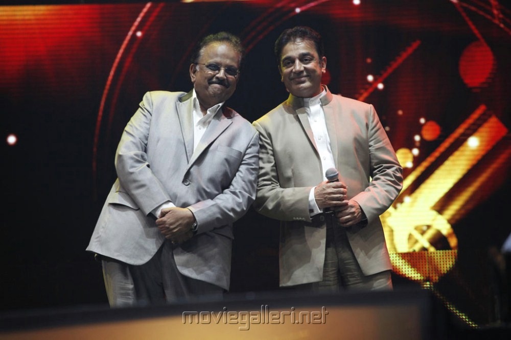 6th Annual Vijay Awards 2012 Photos Stills  New Movie Posters