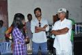 Vijay Visits Sattam Oru Iruttarai Shooting Spot