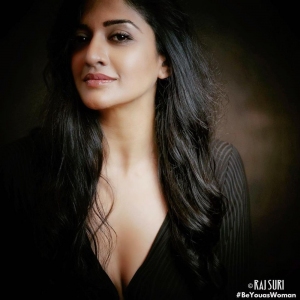 Actress Vimala Raman Photoshoot Images