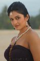 Vimala Raman Hot Unseen Stills