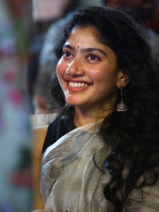 Actress Sai Pallavi @ Virata Parvam Athmeeya Veduka at Warangal Photos