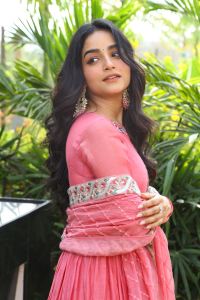 Raja The Raja Movie Heroine Vishakha Dhiman Stills