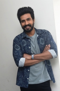 FIR Movie Actor Vishnu Vishal Interview Photos