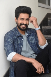 FIR Movie Actor Vishnu Vishal Press Meet Photos