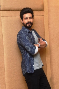 FIR Movie Actor Vishnu Vishal Press Meet Photos