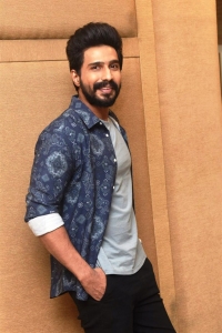 Actor Vishnu Vishal Photos @ FIR Movie Interview