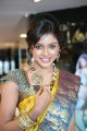 Vithika Seru At Kalanikethan Bride & Groom Collection launch