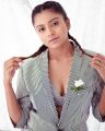 Actress Vithika Sheru Hot Photoshoot Pics