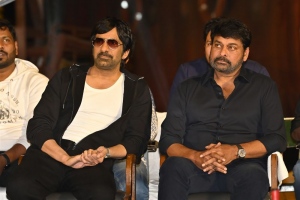 Ravi Teja, Chiranjeevi @ Waltair Veerayya Movie Press Meet Stills