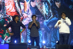 Shakalaka Shankar, Sapthagiri, Srinivasa Reddy @ Waltair Veerayya Pre Release Event Vizag Stills