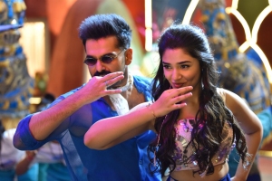 Ram Pothineni, Krithi Shetty in Warrior Movie HD Images