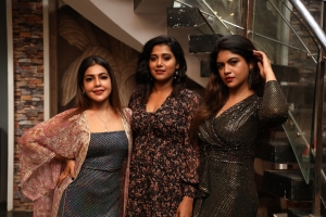 Shaasvi Bala, Shilpa Manjunath, Subhapriya Malar in WEB Tamil Movie Stills HD