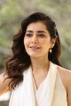 World Famous Lover Heroine Raashi Khanna Interview Stills