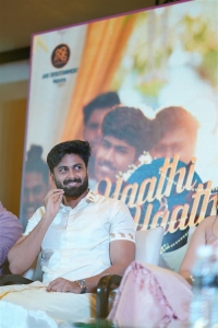 Actor Ashwin Kumar @ Yaathi Yaathi Music Video Celebration Meet Photos