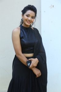 Narayana & Co Actress Yamini Bandaru Stills