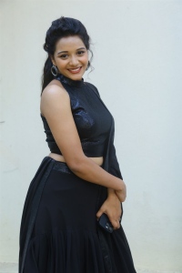 Actress Yamini Bandaru Stills @ Narayana & Co Teaser Launch