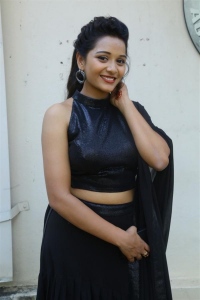 Narayana & Co Actress Yamini Bandaru Stills