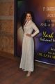 Sunidhi Chauhan @ Yash Chopra Memorial Awards 2013 Photos