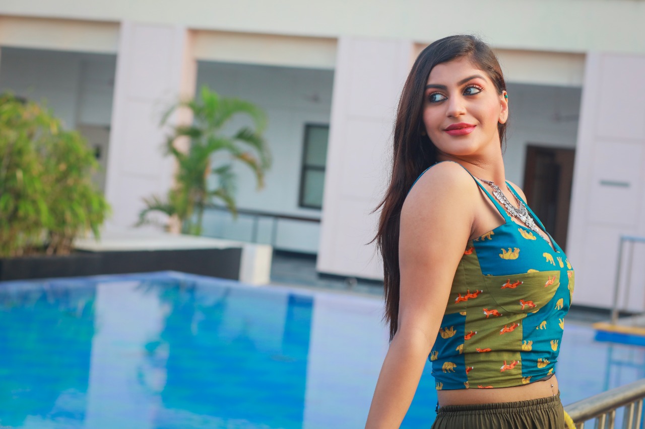 Actress Yashika Anand New Photoshoot Stills New Movie Posters