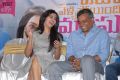 Samantha, Gautham Menon at Yeto Vellipoyindi Manasu Success Meet Photos