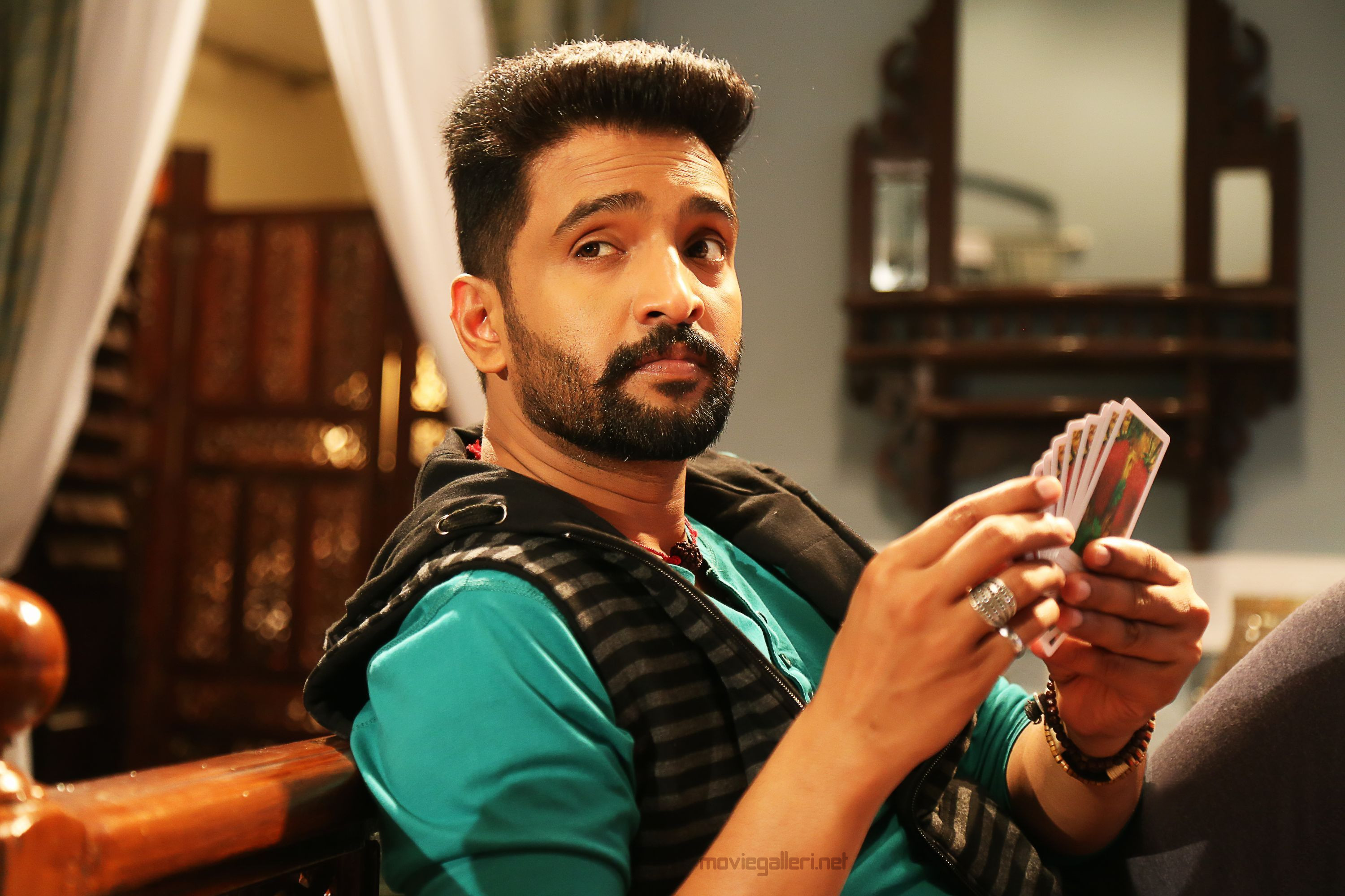 Santhanam's Inimey Ippadithaan Tamil Movie Stills - Photo 9 of 30